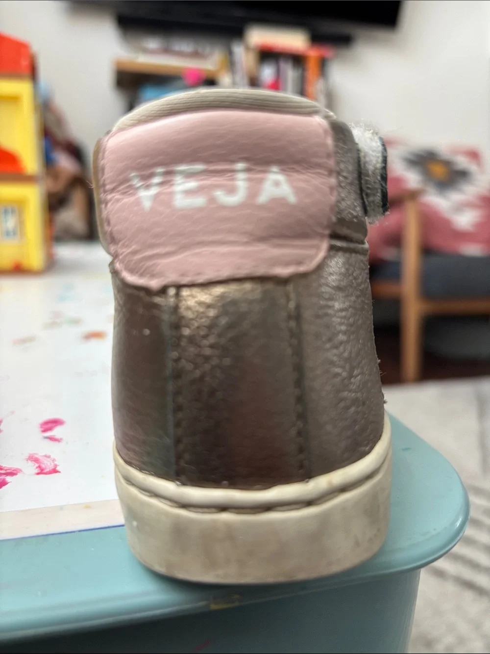 Veja Metallic Bronze Kids High-Top Sneakers with Pink Accent 8.5 toddler